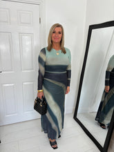 Load image into Gallery viewer, LARA Green Long Sleeve Mesh Dress

