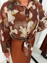 Load image into Gallery viewer, BLAIR Rust Autumn Print Blouse
