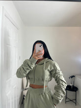 Load image into Gallery viewer, TILLIE Green Ruched Sleeve Tracksuit
