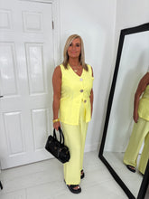 Load image into Gallery viewer, HARPER Yellow 3 Button Co Ord
