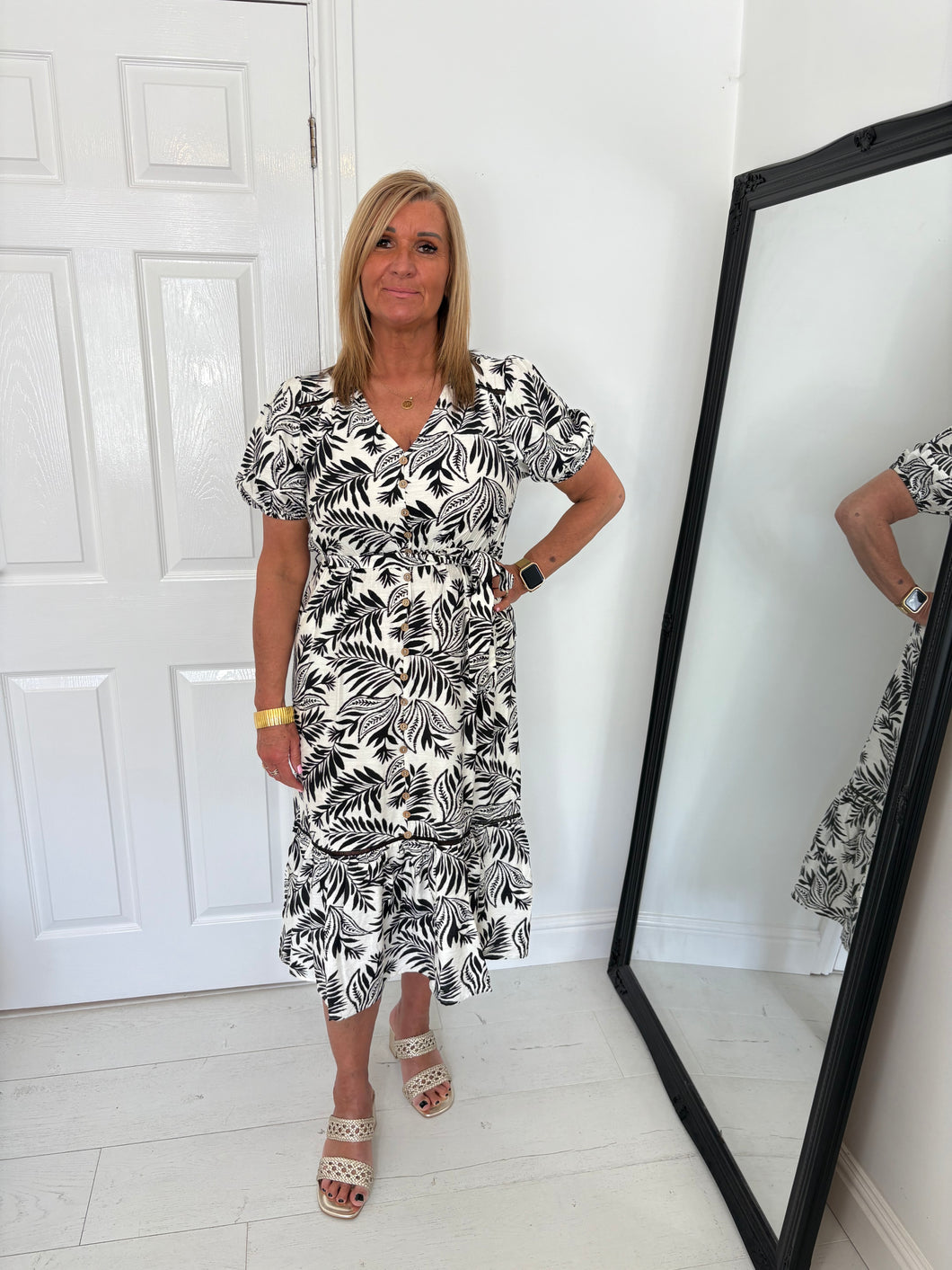 SERENA Black/White Leaf Print Midi Dress