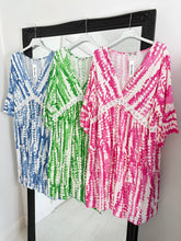 Load image into Gallery viewer, TAMARA Pink/White Smock Dress
