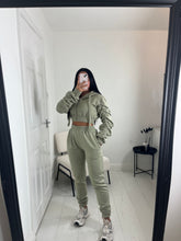 Load image into Gallery viewer, TILLIE Green Ruched Sleeve Tracksuit
