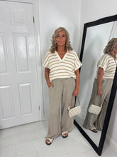 Load image into Gallery viewer, FREYA Cream/Taupe Knit Top

