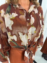 Load image into Gallery viewer, BLAIR Rust Autumn Print Blouse
