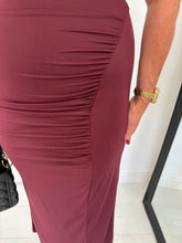 Load image into Gallery viewer, FLEUR Burgandy Ruched Sleeveless Dress
