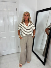 Load image into Gallery viewer, FREYA Cream/Brown Knit Top
