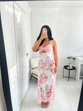 Load image into Gallery viewer, IMOGEN Pink Floral Lace Trim Dress
